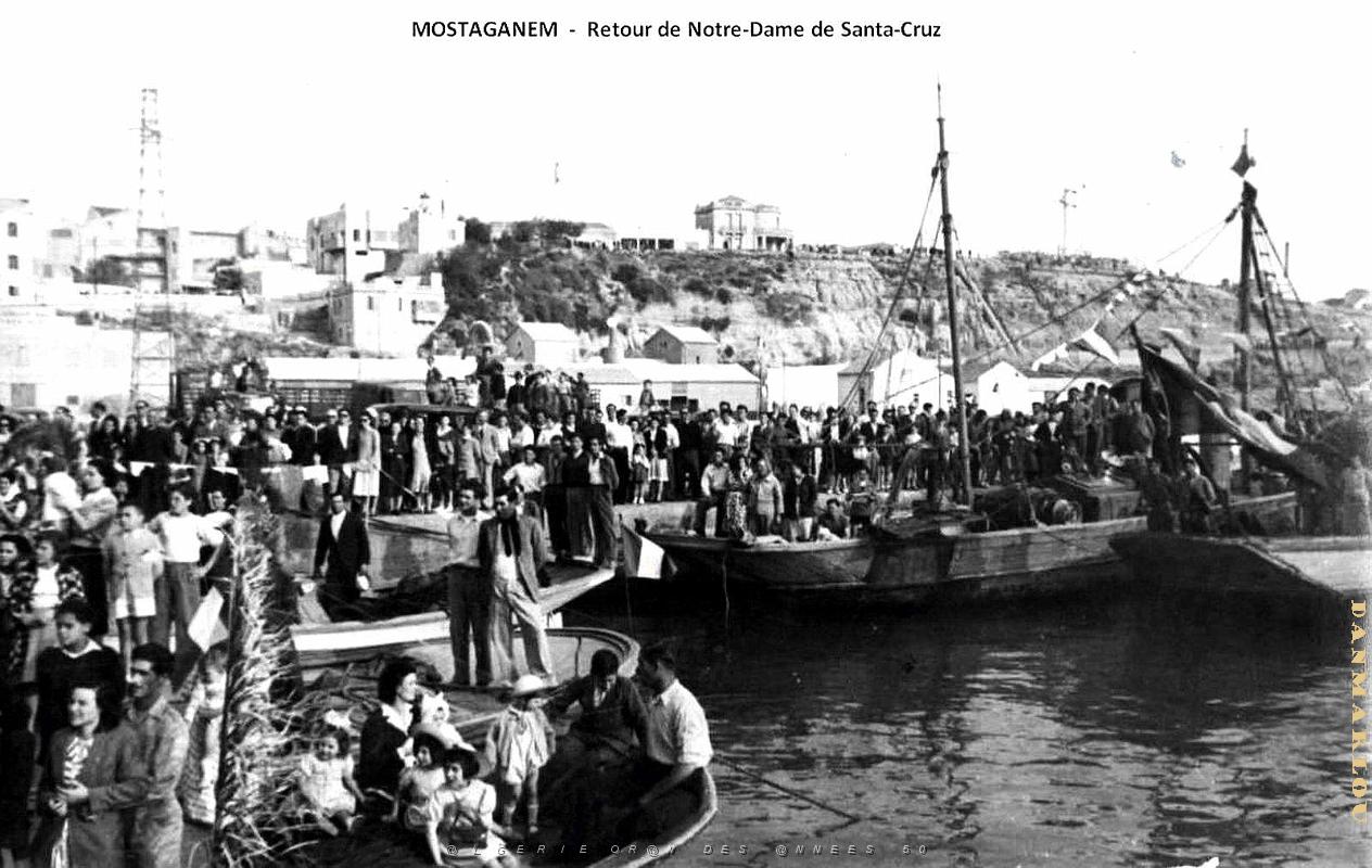 Mostaganem - Port - Retour de N.D. de Santa-Cruz.jpg